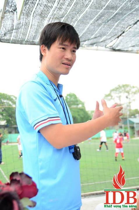 Alex Vinh - Huấn luyện viên của đội tuyển YES