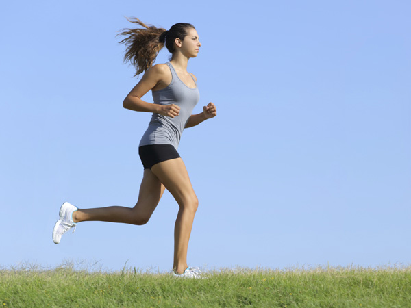 Giảm cân bằng chạy bộ thường xuyên và chạy dài